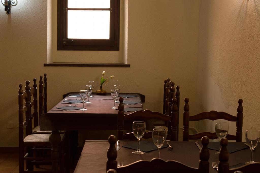 L'Argolla Hotel-Pizzeria サンタ・コロマ・デ・ファルネルス エクステリア 写真