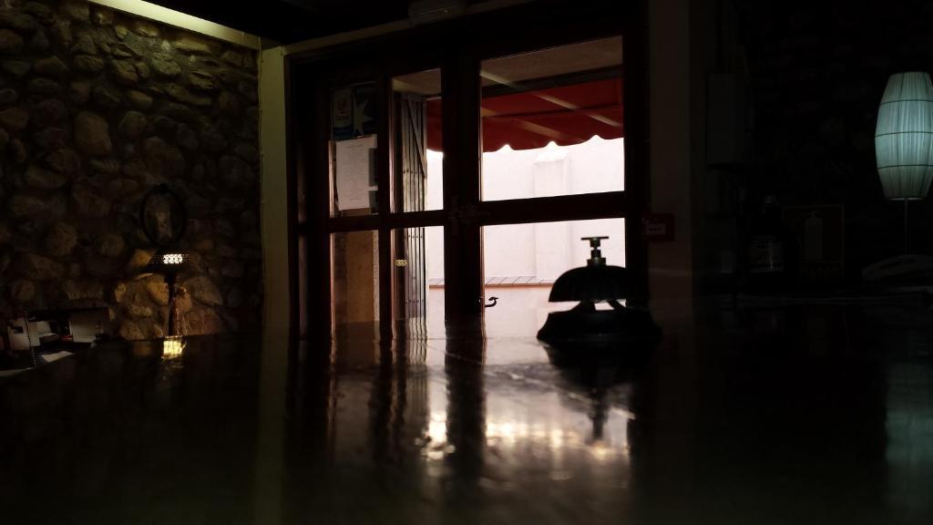 L'Argolla Hotel-Pizzeria サンタ・コロマ・デ・ファルネルス エクステリア 写真